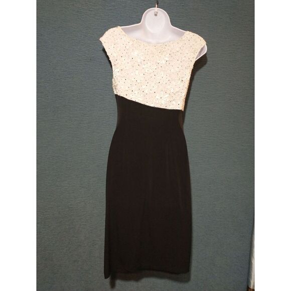 Beautiful connected apparel faux wrap dress 6 - Picture 6 of 9